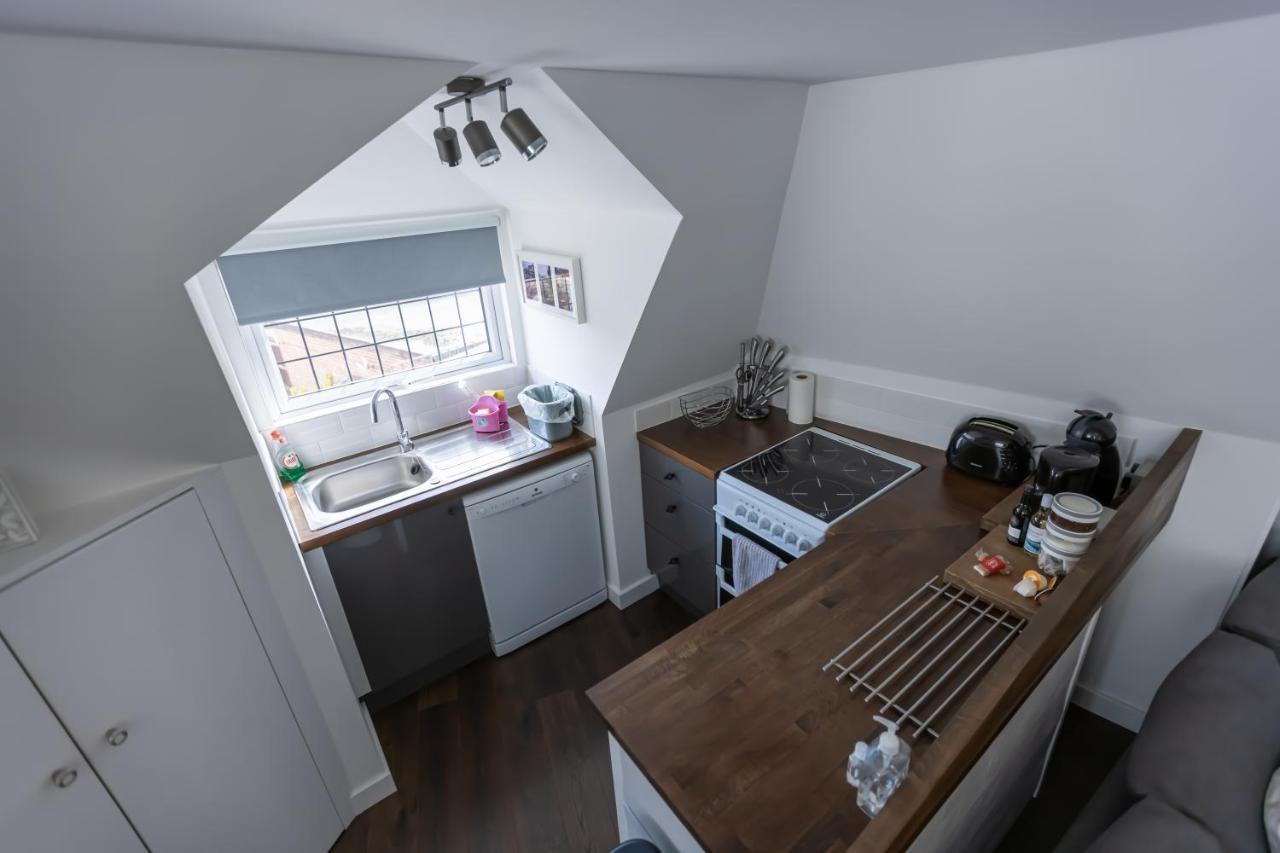 Beautiful Detached 1 Bedroom Apartment เอลทัม ภายนอก รูปภาพ
